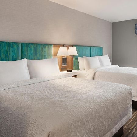 Hampton Inn & Suites Kelowna, British Columbia, Canada Eksteriør bilde